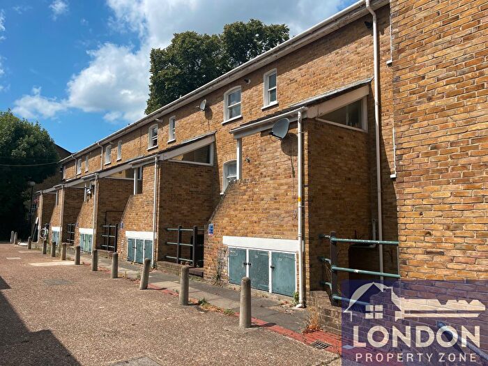 1 Bedroom Flat To Rent In Hullbridge Mews, London, N1