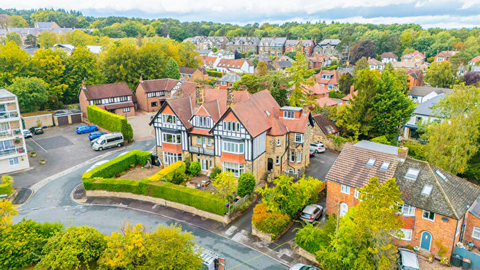 2 Bedroom Apartment For Sale In Harlow Oval, Harrogate, HG2