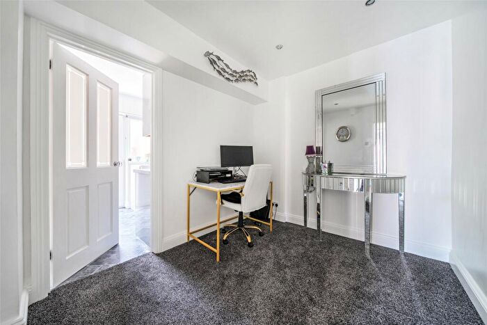 5 Bedroom Detached House For Sale In Dragon Road, Winterbourne, Bristol, Gloucestershire, BS36