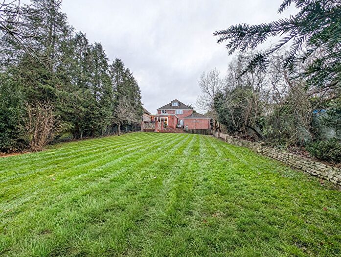 7 Bedroom Detached House For Sale In Kiln Road, Fareham, PO16