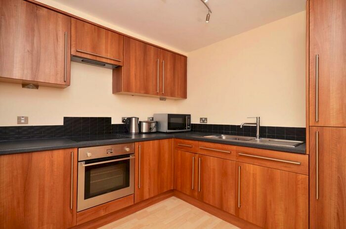 1 Bedroom Flat To Rent In Carnarvon Road, Stratford, London, E15