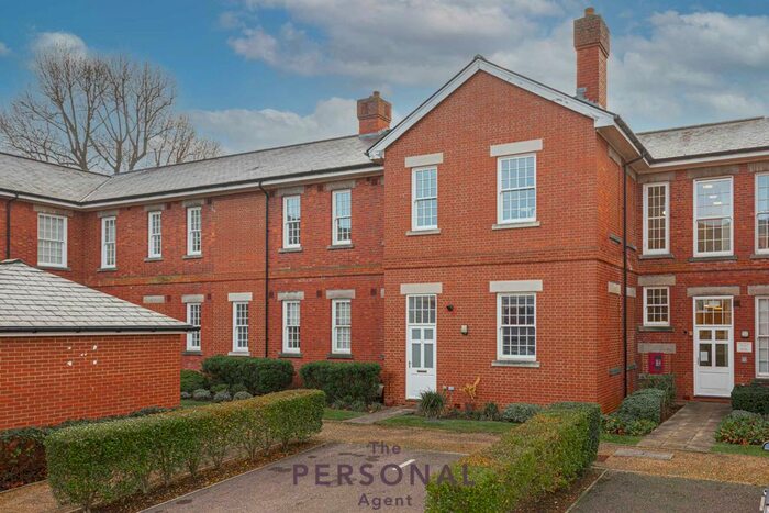 1 Bedroom Maisonette To Rent In Dillon Close, Epsom, KT19