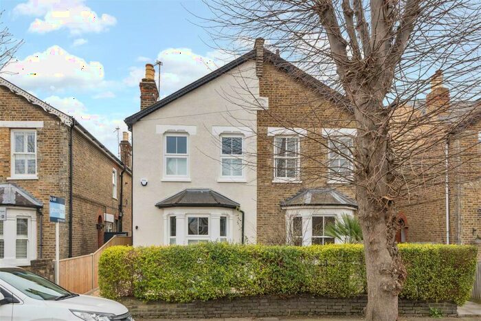 3 Bedroom Semi-Detached House To Rent In Canbury Avenue, Kingston Upon Thames, KT2