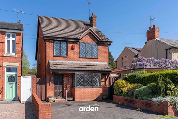 3 Bedroom Detached House For Sale In Linthurst Newtown, Blackwell, B60