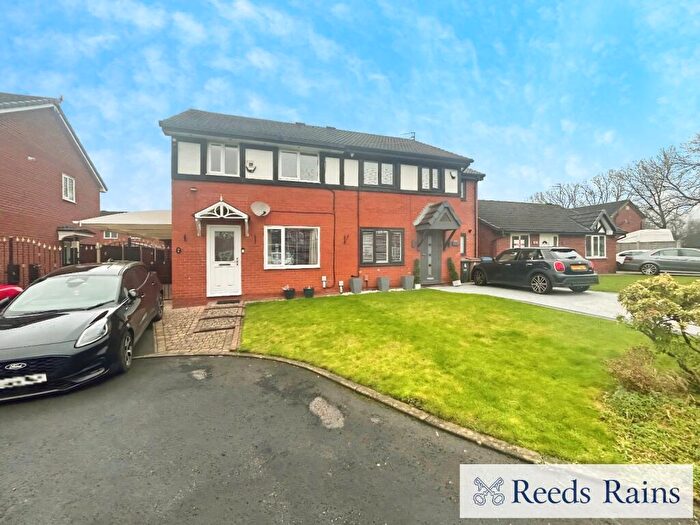 3 Bedroom Semi Detached House For Sale In Trojan Gardens, Salford, Greater Manchester, M7