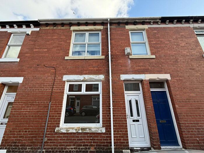 2 Bedroom Flat To Rent In Grey Street, Wallsend, Tyne And Wear, NE28
