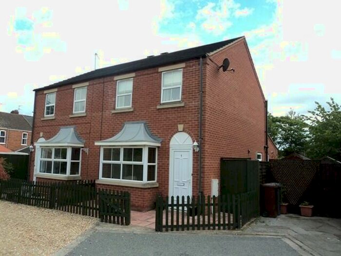 2 Bedroom Semi-Detached House To Rent In Peel Street, Lincoln, LN5