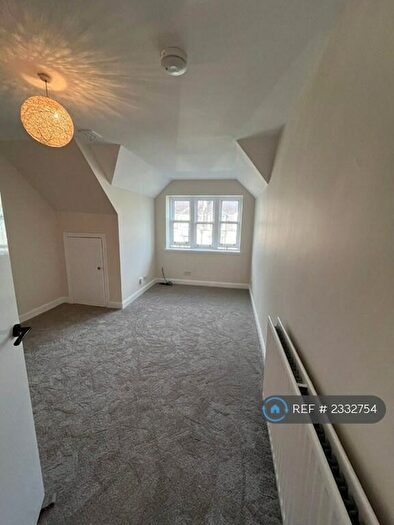 2 Bedroom Flat To Rent In Forest Avenue, Aberdeen, AB15