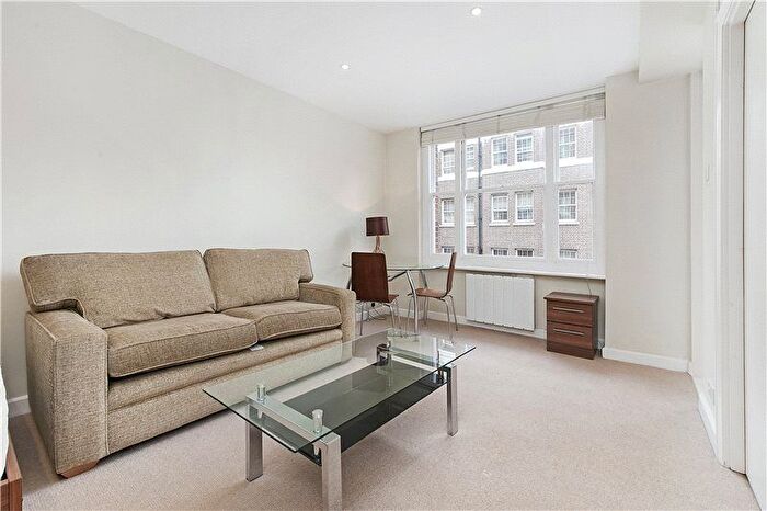 1 Bedroom Flat To Rent In Hill Street, London, Flat, Hill Stree, W1J