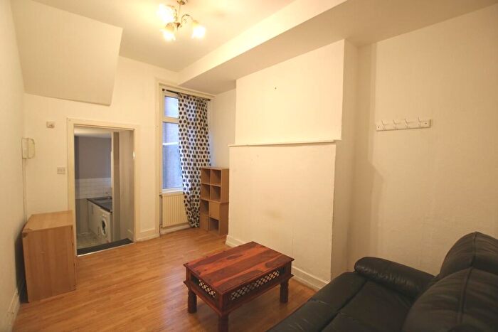 1 Bedroom Flat To Rent In Craven Park Road, Harlesden, NW10