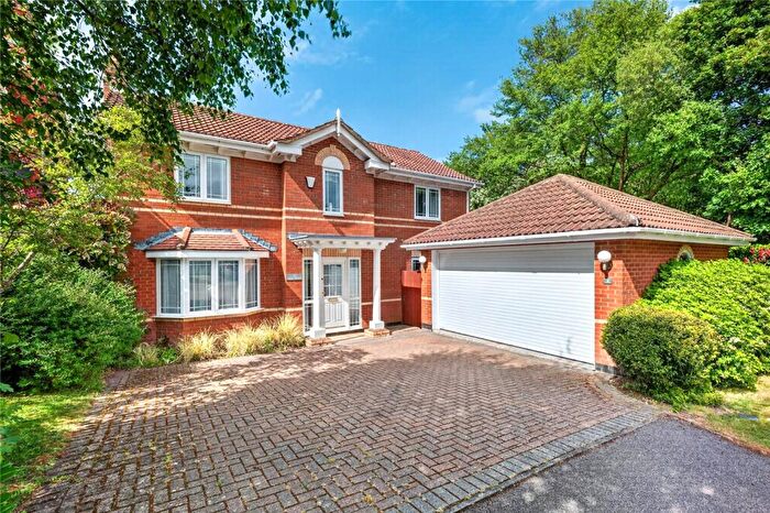4 Bedroom Detached House For Sale In Viola Croft, Warfield, Bracknell, Berkshire, RG42