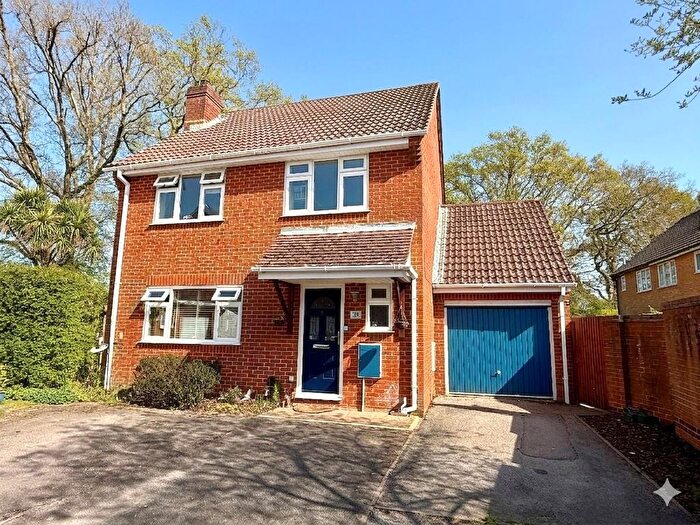 4 Bedroom Detached House For Sale In Wheatlands, Titchfield Common, PO14