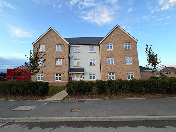 2 Bedroom Flat For Sale In Radley Avenue, Silver End, Braintree, Essex, CM8
