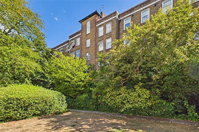 1 Bedroom Flat For Sale In Streatham Hill, London, SW2