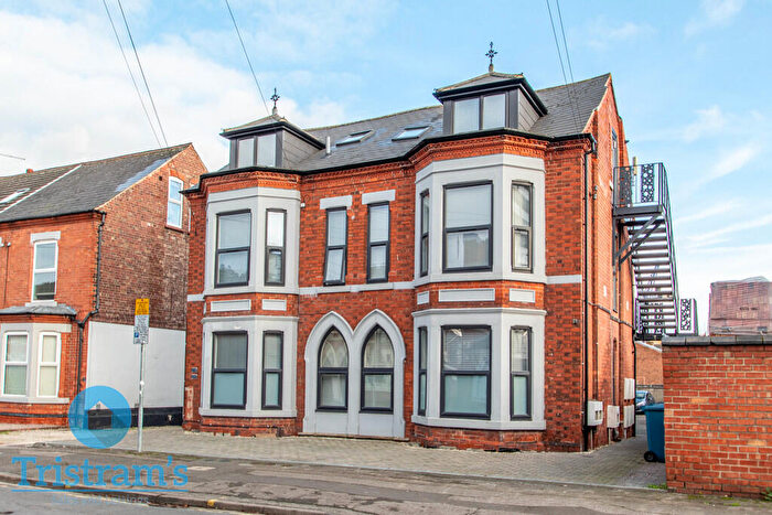 3 Bedroom Apartment To Rent In Colwick Road, West Bridgford, NG2