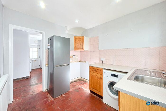 3 Bedroom Terraced House For Sale In Mather Avenue, Allerton, L19