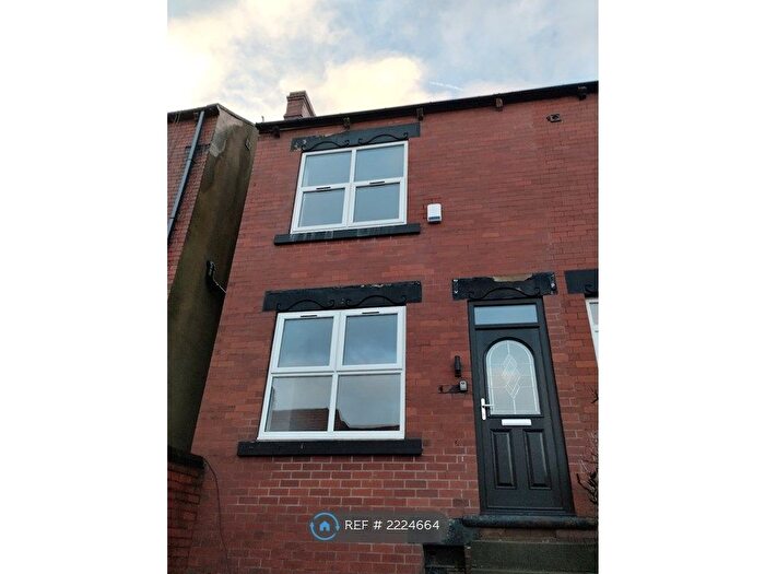 3 Bedroom Terraced House To Rent In Mount Vernon Road, Barnsley, S70