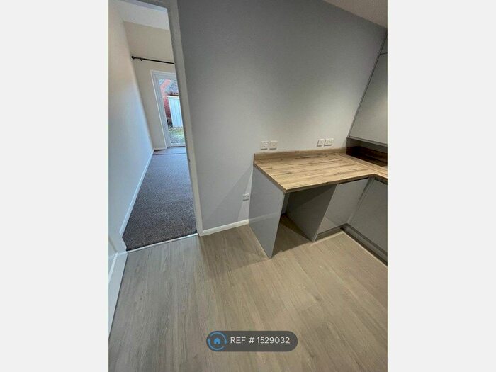 1 Bedroom End Of Terrace House To Rent In Spilsby Close, Lincoln, LN6