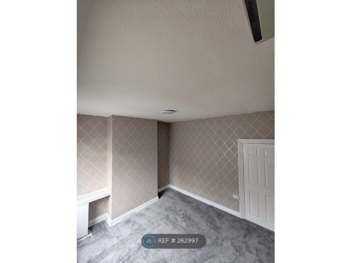 3 Bedroom Terraced House To Rent In Abbey Street, Newcastle-Under-Lyme, ST5