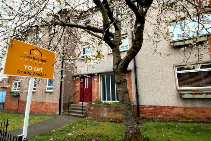 3 Bedroom Flat To Rent In Morgan Street, Hamilton ML3