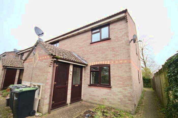 1 Bedroom End Of Terrace House To Rent In Hawthorn Close, Dorchester, DT1