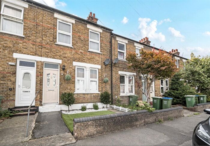 2 Bedroom Terraced House For Sale In Brook Street, Erith, DA8