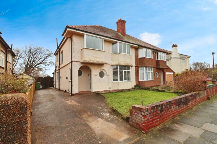 3 Bedroom Semi Detached House To Rent In Firshaw Road, Meols, CH47