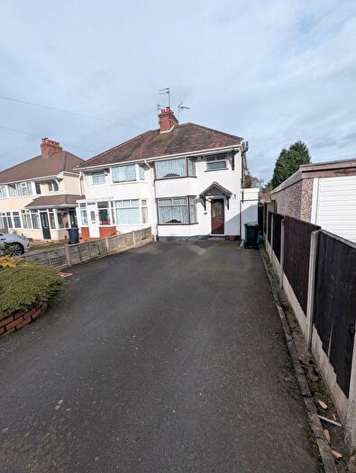 3 Bedroom Property To Rent In Holly Street, Dudley, DY1