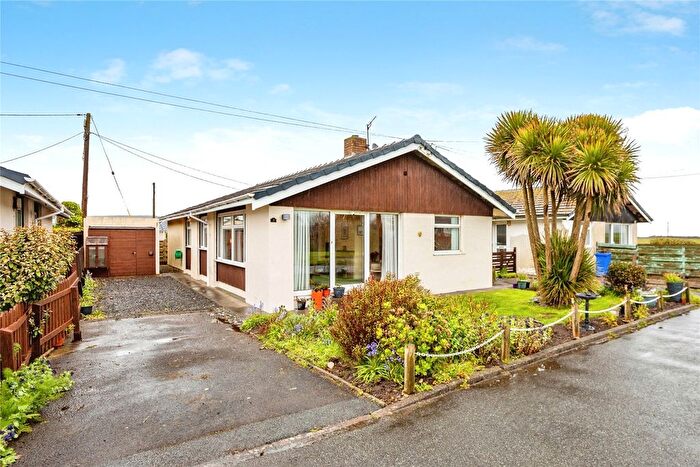 4 Bedroom Bungalow For Sale In Renfrew Drive, Ynyslas, Borth, Ceredigion, SY24