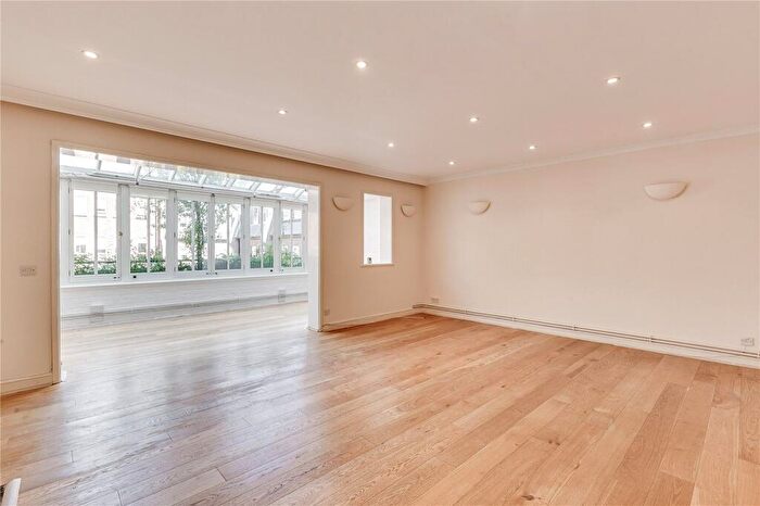 5 Bedroom House To Rent In Spencer Walk, Hampstead, NW3