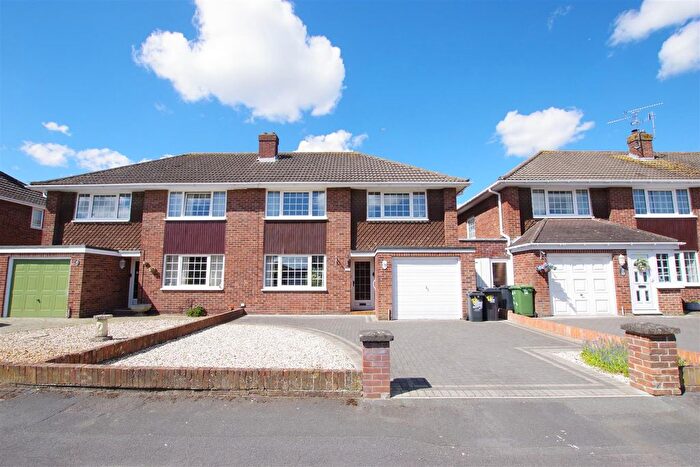 3 Bedroom Semi Detached House For Sale In Tudor Crescent, Stratton, Swindon, SN3