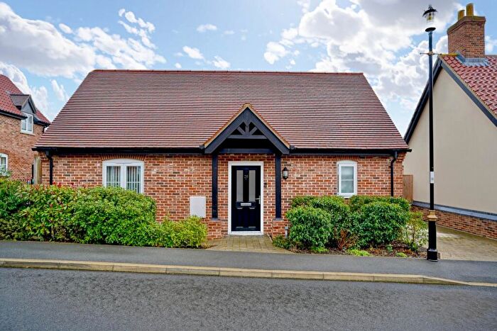 2 Bedroom Detached Bungalow For Sale In Hill Place, Brington, Brington, PE28