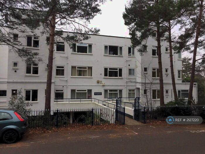2 Bedroom Flat To Rent In St Stephens Road, Bournemouth, BH2