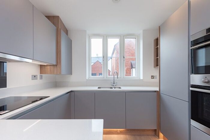 3 Bedroom Detached House To Rent In Eglin Street, Bicester, OX25