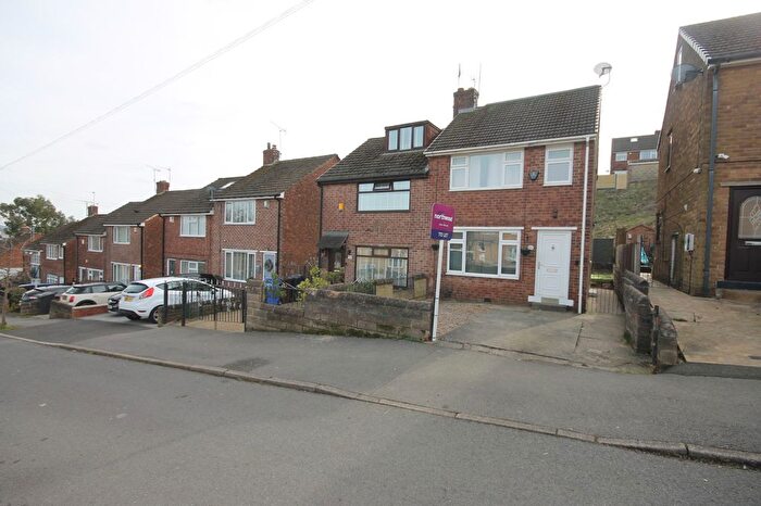 3 Bedroom Semi-Detached House To Rent In Vauxhall Road, Brightside, Sheffield, S9