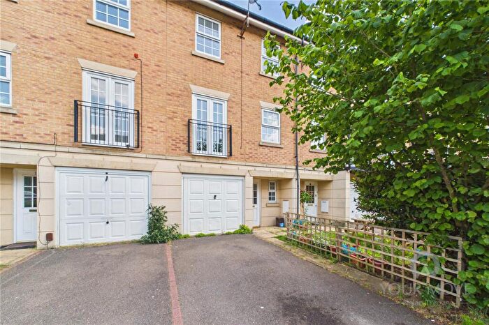 4 Bedroom Terraced House To Rent In Johnson Court, Northampton, Northamptonshire, NN4