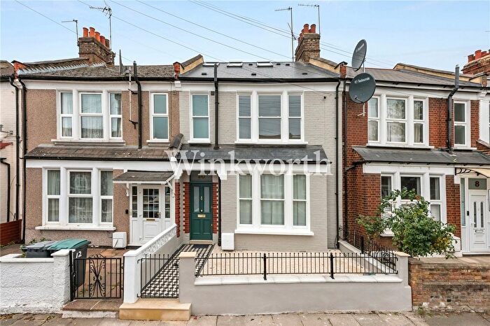 4 Bedroom Terraced House For Sale In Brampton Road, London, N15