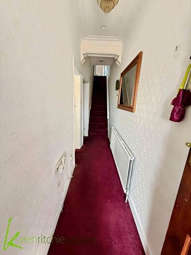3 Bedroom Terraced House For Sale In Bennetts Lane, Smithills, BL1