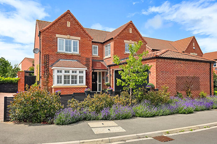 4 Bedroom Detached House For Sale In Malham Drive, Harrogate, HG3