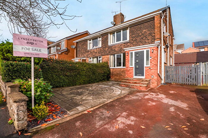 3 Bedroom Semi Detached House For Sale In Barncliffe Road, Lodge Moor, Sheffield, S10
