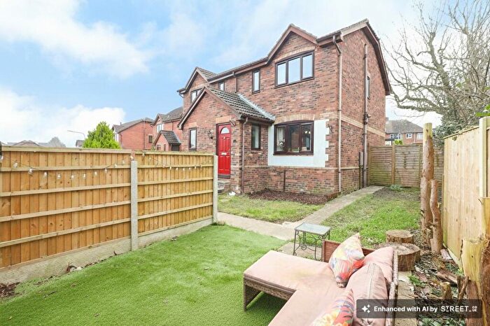 3 Bedroom Semi Detached House For Sale In Fernwood Close, Hasland, S41