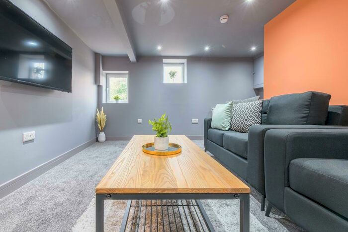 1 Bedroom House Of Multiple Occupation To Rent In Granny Avenue, Morley, Leeds, LS27