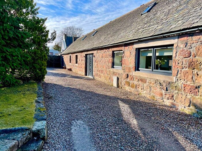 4 Bedroom Property For Sale In Main Street, Lumsden, AB54