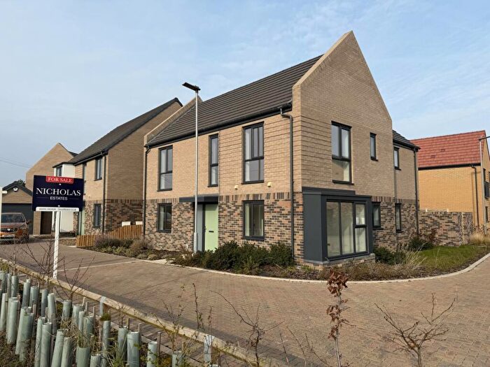 4 Bedroom Detached House For Sale In Adams Road, Felixstowe, IP11