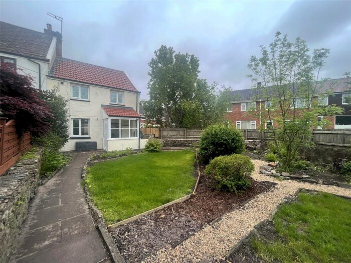 2 Bedroom End Of Terrace House To Rent In Windsor Place, Mangotsfield, Bristol, Gloucestershire, BS16