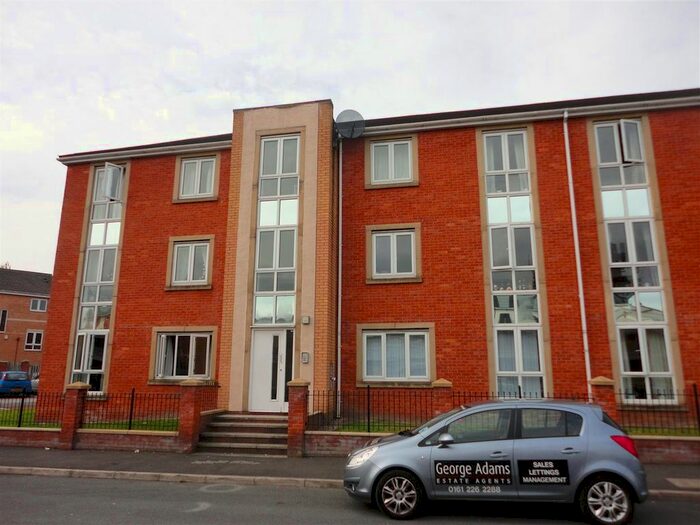 2 Bedroom Flat To Rent In Clayburn Street, Hulme, Manchester, M15