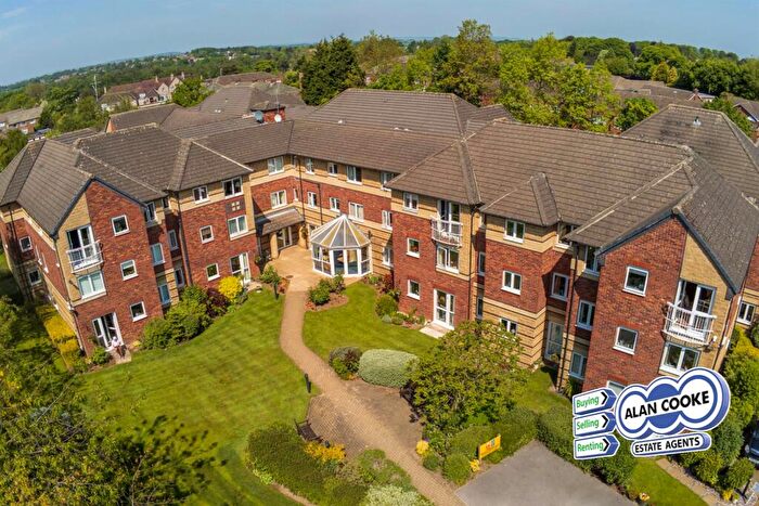 1 Bedroom Flat For Sale In Primrose Court, Alwoodley, LS17