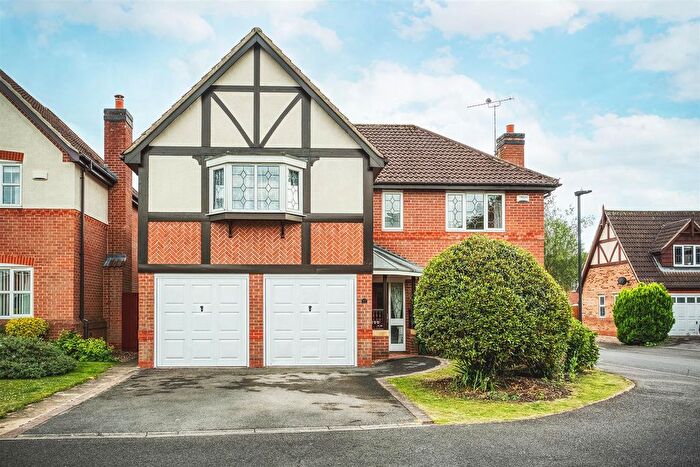 5 Bedroom Detached House For Sale In Spinneybrook Way, Mickleover, Derby, DE3