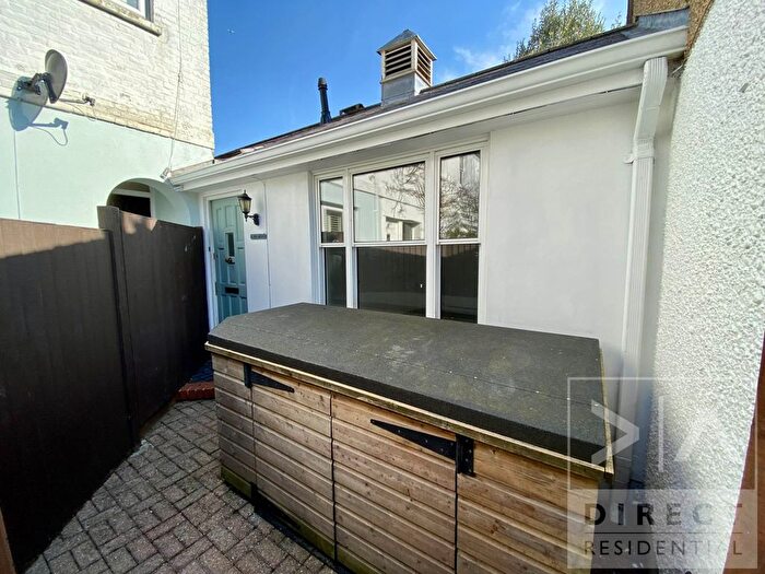 Studio To Rent In West Street, Ewell, KT17