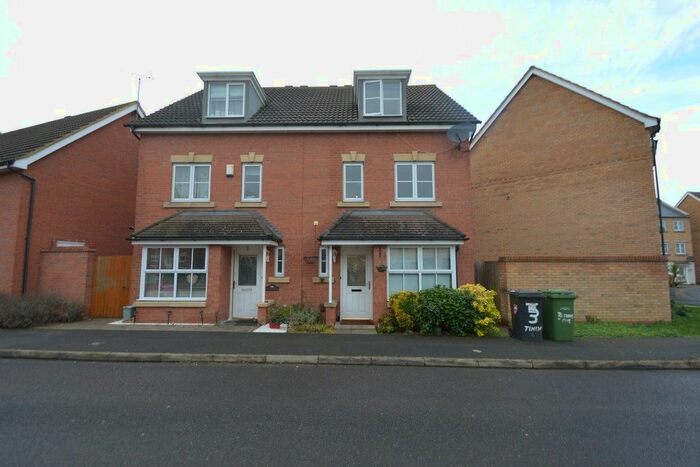 4 Bedroom Town House To Rent In Tinus Avenue, Hampton Vale, Peterborough, PE7